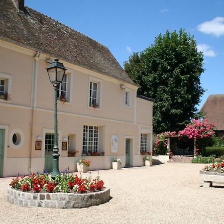 La Chaîne D'or Les Andelys Exterior foto