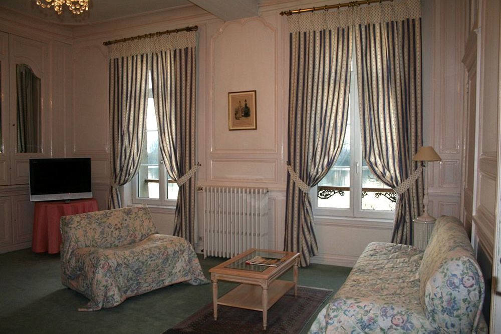 La Chaîne D'or Les Andelys Exterior foto
